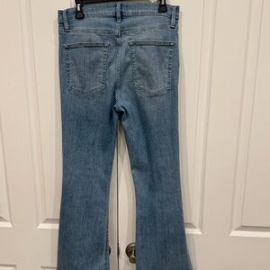 Frame Le Easy Flare Raw Hem Jeans